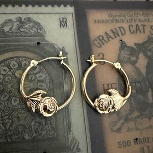 14kt solid gold two tone rose flower leaf floral dainty medium hoop earrings